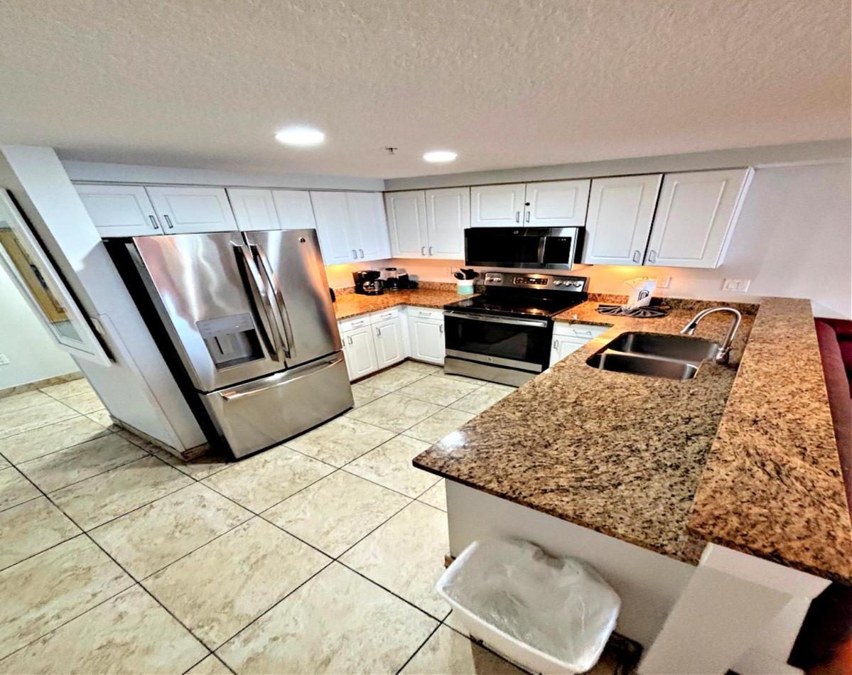 2 Bedroom Direct Oceanfront Wyndham Ocean Walk Daytona Beach 2226-0 Exterior photo